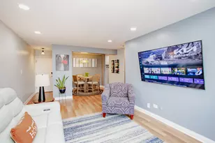 4624 N Commons Dr, Chicago, IL 60656 - Photo 3