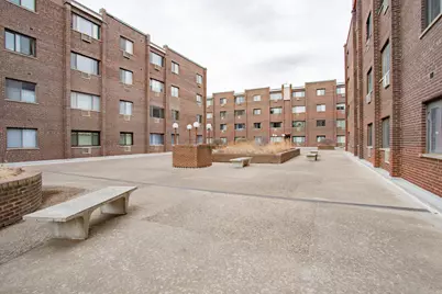 4624 N Commons Drive #104, Chicago, IL 60656 - Photo 17