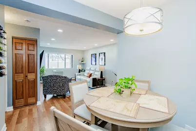 4624 N Commons Drive #104, Chicago, IL 60656 - Photo 5