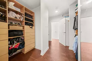 501 N Clinton St, Chicago, IL 60654 - Photo 27