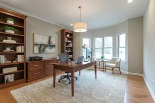 555 Meadowview Dr, Wauconda, IL 60084 - Photo 11