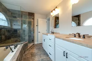 555 Meadowview Dr, Wauconda, IL 60084 - Photo 21