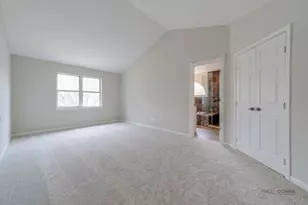 555 Meadowview Dr, Wauconda, IL 60084 - Photo 19