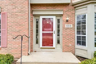 555 Meadowview Dr, Wauconda, IL 60084 - Photo 3