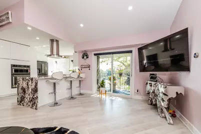 10288 Southwest Highway #3D, Chicago Ridge, IL 60415 - Photo 3