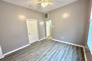 3512 W 12th Pl, Chicago, IL 60623 - Photo 11