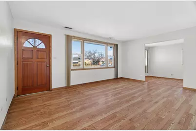 7929 W 74th Street, Bridgeview, IL 60455 - Photo 9