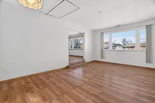 7929 W 74th St, Bridgeview, IL 60455 - Photo 5