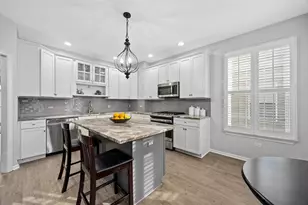 0S053 Lee Ct, Winfield, IL 60190 - Photo 5