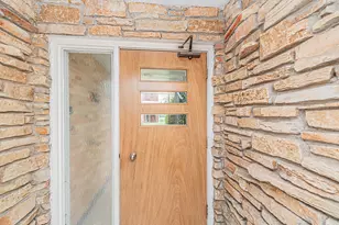 1044 Willson Dr, Des Plaines, IL 60016 - Photo 3