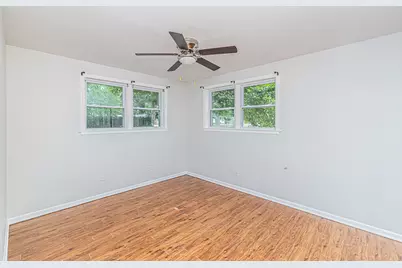 1044 Willson Drive, Des Plaines, IL 60016 - Photo 7