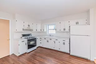 1044 Willson Dr, Des Plaines, IL 60016 - Photo 13