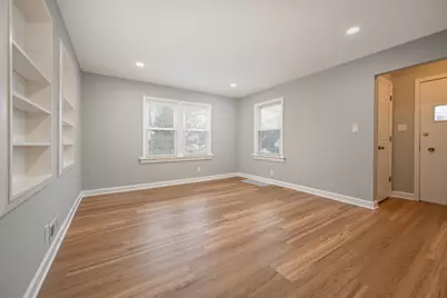 2316 N Hawthorne Avenue, Melrose Park, IL 60164 - Photo 7