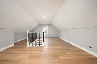 2316 N Hawthorne Ave, Melrose Park, IL 60164 - Photo 15