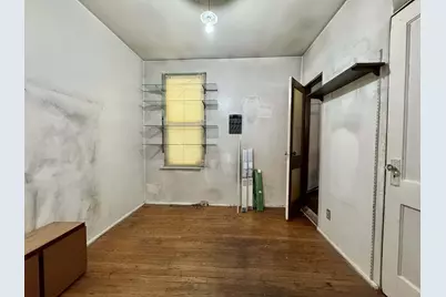 5437 N Linder Avenue, Chicago, IL 60630 - Photo 11