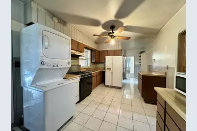 5437 N Linder Avenue, Chicago, IL 60630 - Photo 11