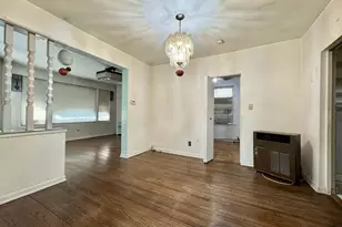 5437 N Linder Ave, Chicago, IL 60630 - Photo 5