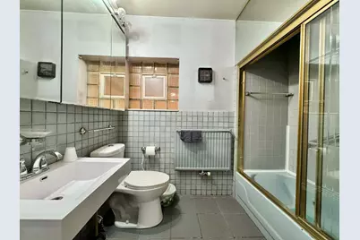 5437 N Linder Avenue, Chicago, IL 60630 - Photo 9