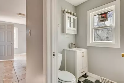 12025 S Prairie Avenue, Chicago, IL 60628 - Photo 5