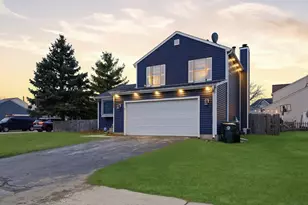 1985 Carl Dr, Round Lake Beach, IL 60073 - Photo 1