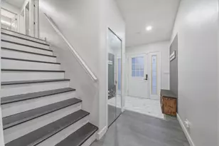 1985 Carl Dr, Round Lake Beach, IL 60073 - Photo 15