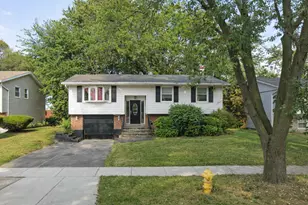 17101 Locust Dr, Hazel Crest, IL 60429 - Photo 1