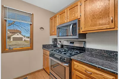 214 Deerpath Drive, Minooka, IL 60447 - Photo 7