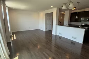 2856 Henley Ln, Naperville, IL 60540 - Photo 9