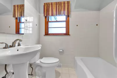 1760 E 158th Street, South Holland, IL 60473 - Photo 11