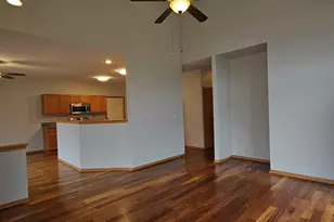 1036 Woodview Ct, Aurora, IL 60502 - Photo 7