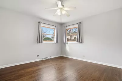 509 Bonniebrook Avenue, Mundelein, IL 60060 - Photo 7