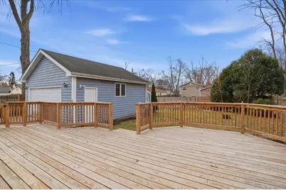 509 Bonniebrook Avenue, Mundelein, IL 60060 - Photo 11