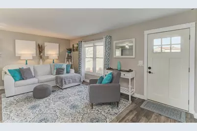 1754 Hemlock Drive, Glendale Heights, IL 60139 - Photo 5