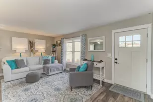 1754 Hemlock Dr, Glendale Heights, IL 60139 - Photo 5