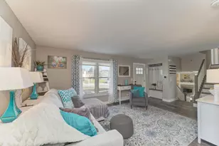 1754 Hemlock Dr, Glendale Heights, IL 60139 - Photo 7