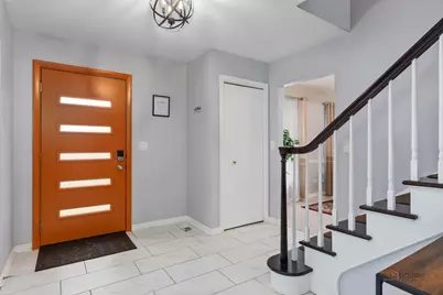 139 Sanders Road, Northbrook, IL 60062 - Photo 5