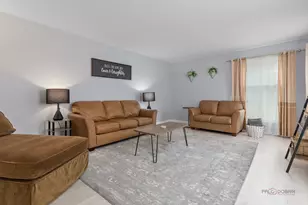 139 Sanders Rd, Northbrook, IL 60062 - Photo 9