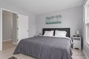 139 Sanders Rd, Northbrook, IL 60062 - Photo 23