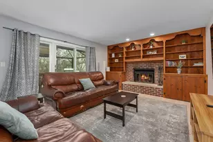 139 Sanders Rd, Northbrook, IL 60062 - Photo 19