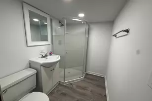 10348 S Rhodes Ave, Chicago, IL 60628 - Photo 9