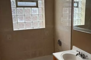 7920 S Lafayette St, Chicago, IL 60620 - Photo 7