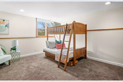 1558 Nevada Lane, Elk Grove Village, IL 60007 - Photo 27