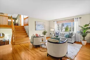 1558 Nevada Ln, Elk Grove Village, IL 60007 - Photo 5