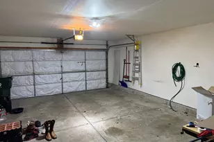 111 W Chatham Ln, Round Lake, IL 60073 - Photo 17