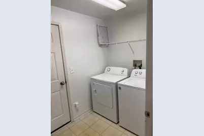 111 W Chatham Lane, Round Lake, IL 60073 - Photo 11