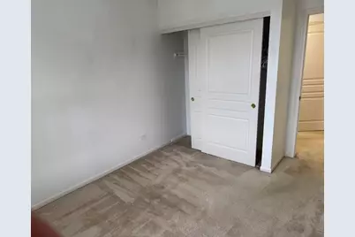 111 W Chatham Lane, Round Lake, IL 60073 - Photo 29