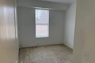 111 W Chatham Ln, Round Lake, IL 60073 - Photo 31