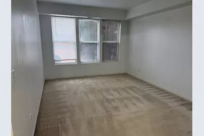 111 W Chatham Lane, Round Lake, IL 60073 - Photo 13