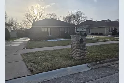 5457 W 108th Place, Oak Lawn, IL 60453 - Photo 1