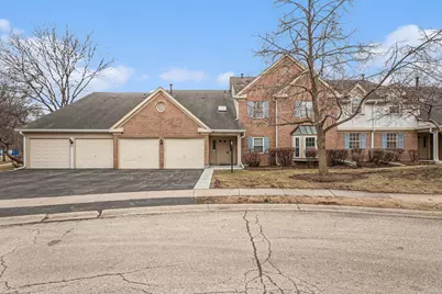 120 Stirling Lane #Z1, Schaumburg, IL 60194 - Photo 1